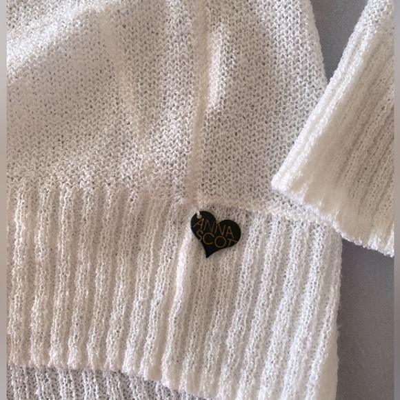 👍Price Drop: Anna Scott knit blouse with slight openings and twists on the back - Picture 6 of 6